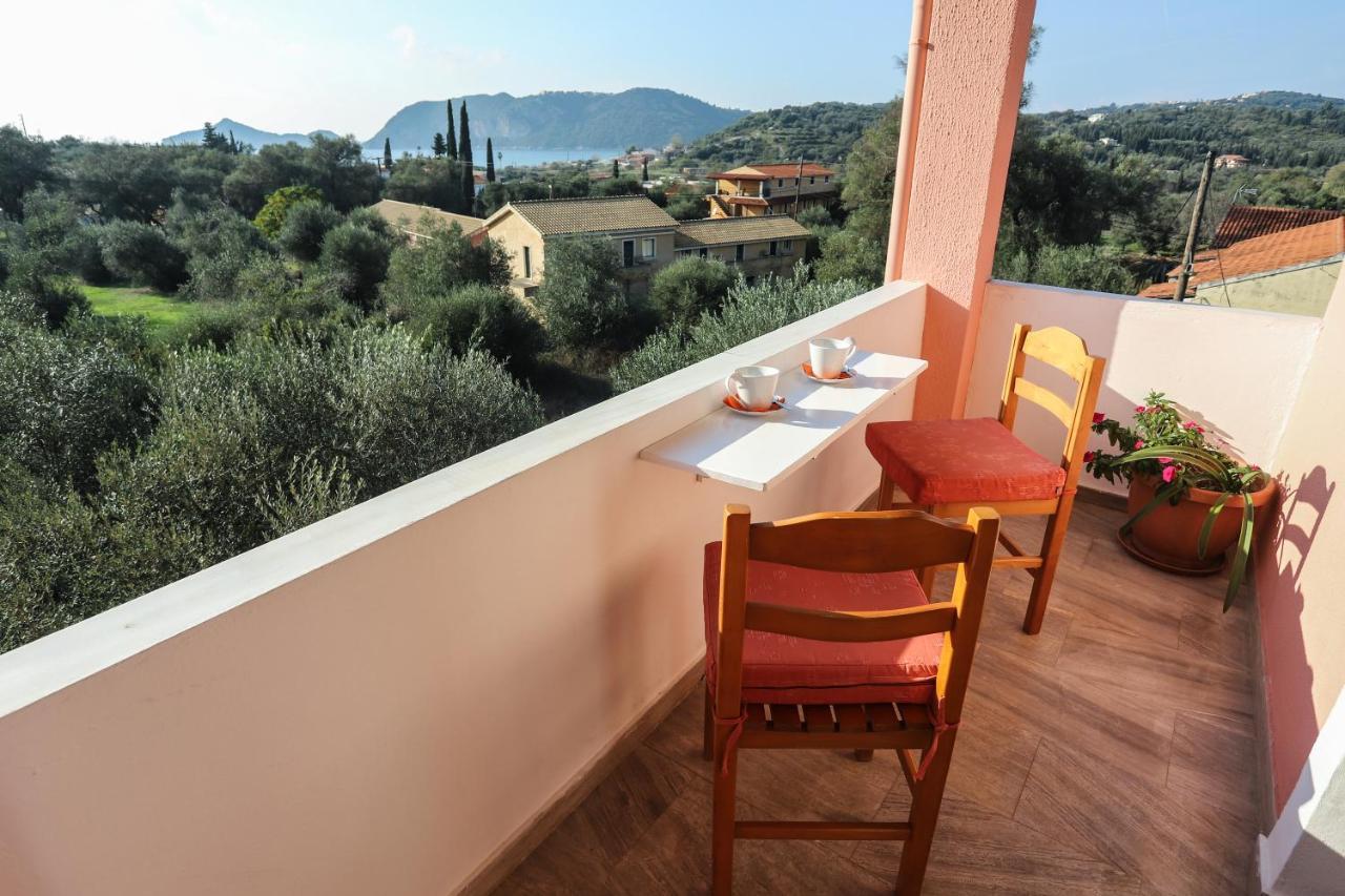 Marianna House Hotel Agios Georgios Pagon Luaran gambar