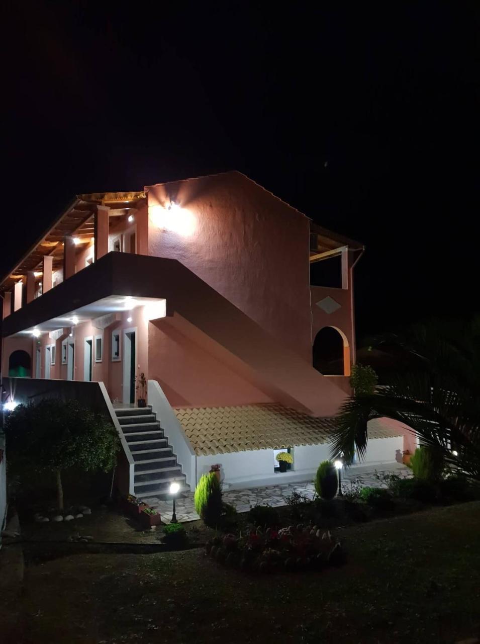 Marianna House Hotel Agios Georgios Pagon Luaran gambar