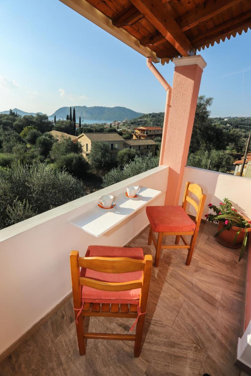 Marianna House Hotel Agios Georgios Pagon Luaran gambar